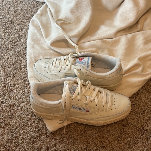 Brand new Club C 85 VINTAGE Reeboks - Picture 3 of 3